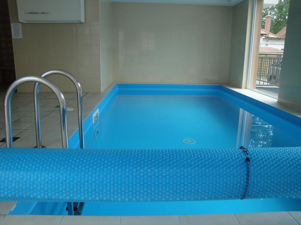 Bamboo Wellness Apartment Siofok Room photo